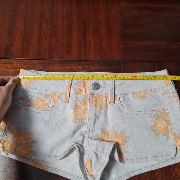 American Eagle Denim Shorts Light Blue/Orange Floral Stretch Size 6 - Picture 8 of 14